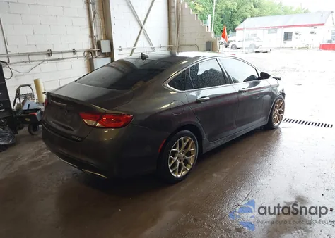 2015 Chrysler 200 C z USA, uszkodzony, nr VIN 1C3CCCEGXFN643225